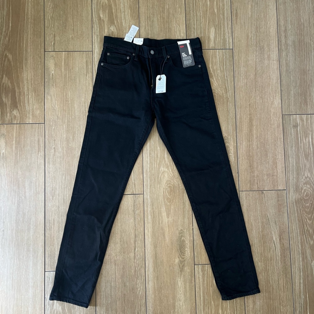 Levi’s premium 512 Slim Taper black